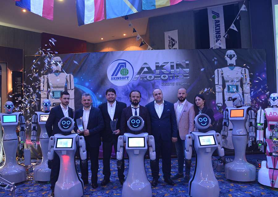 img/organizasyon_fotograflari/odul-toreni/AKINSOFT-14-Bonus-Toreni-Goruntuleri-Antalya-1.jpg