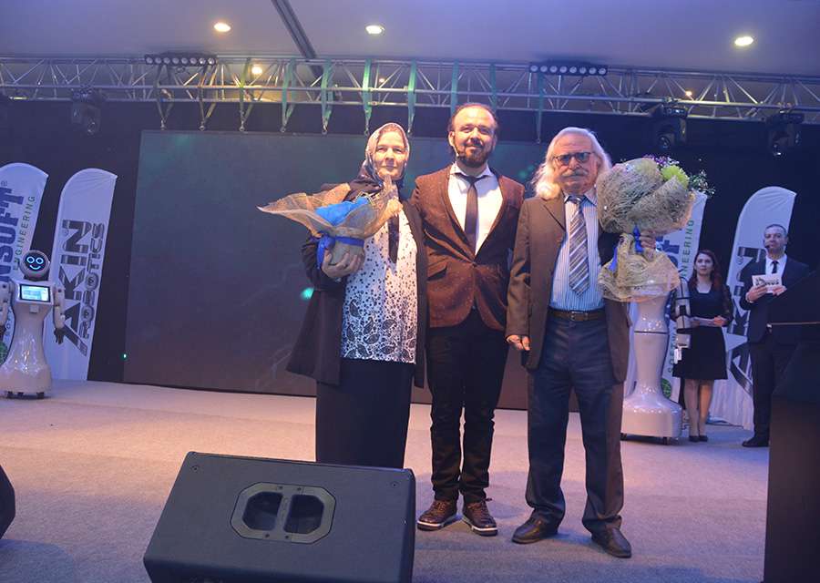 img/organizasyon_fotograflari/odul-toreni/AKINSOFT-14-Bonus-Toreni-Goruntuleri-Antalya-8.jpg