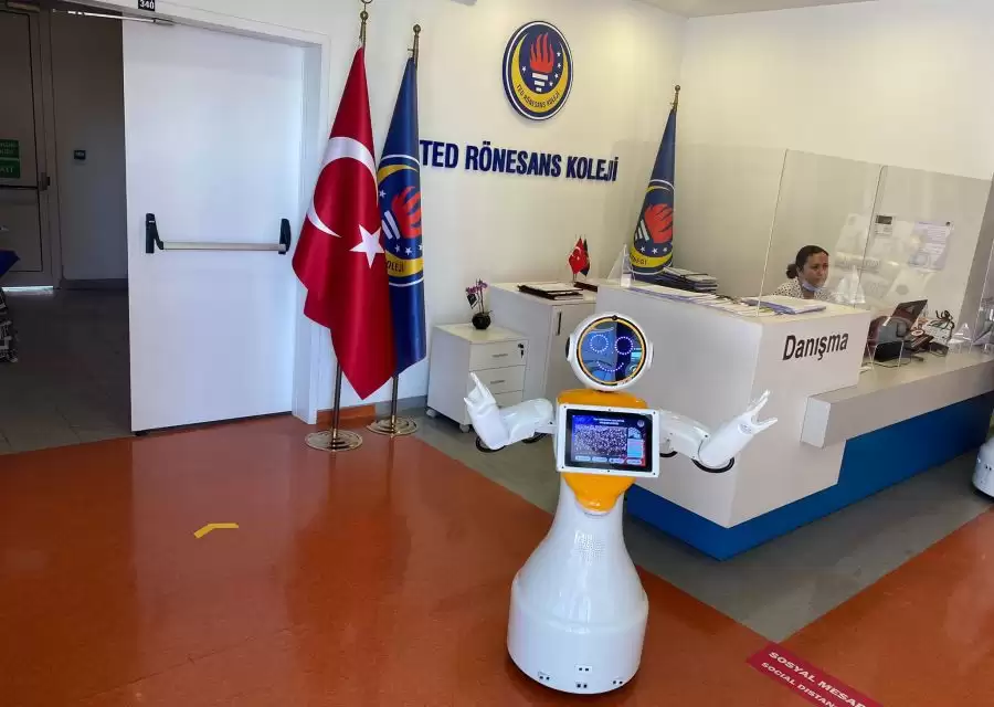 MİNİ ADA TED RÖNESANS KOLEJİ'NDE...