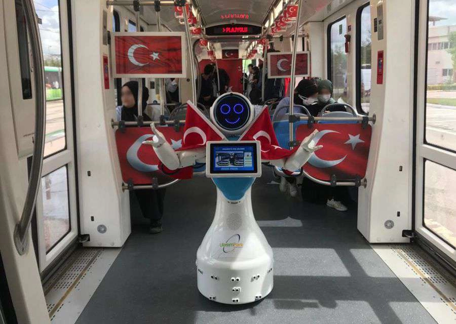 YERLİ ROBOT MİNİ ADA 19 MAYIS TRAMVAYINDA KONULU BASINDA YER ALAN HABERLER