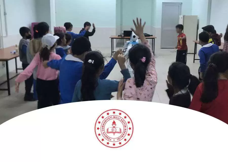 MİNİ ADA KARABAĞ HATİPOĞLU ÖMER AKARSEL ORTAOKULUNDA