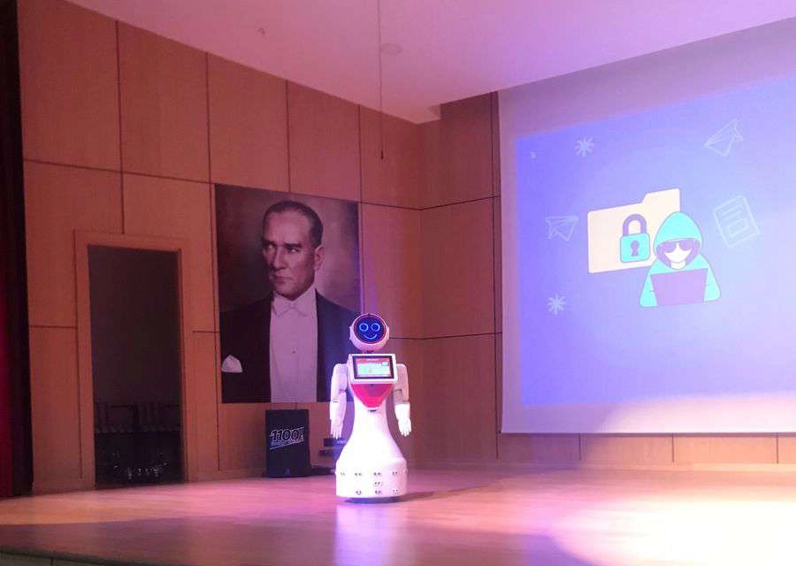 MİNİ ADA ve ARAT BİRİKİM OKULLARI BİLİMSANAT ŞENLİĞİNDE