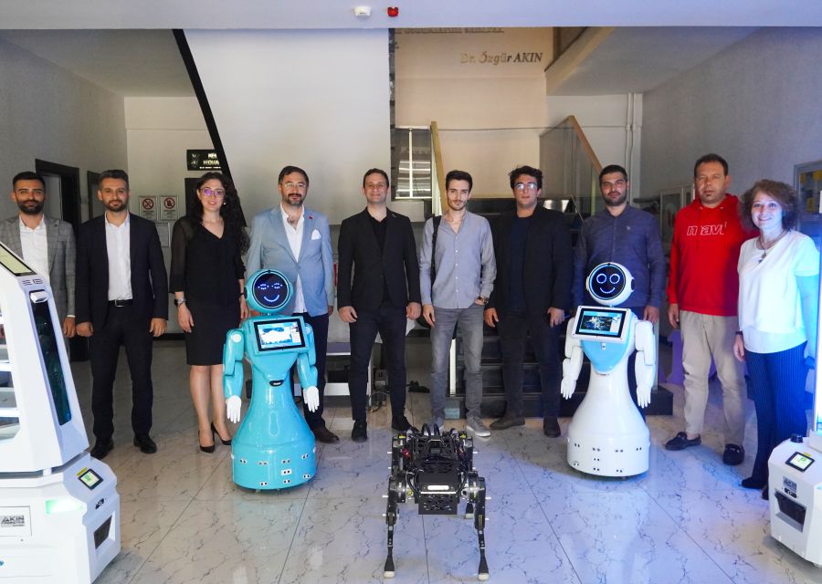 AKINROBOTICS ÇÖZÜM ORTAKLARINA SERTİFİKA EĞİTİM PROGRAMI DÜZENLENDİ