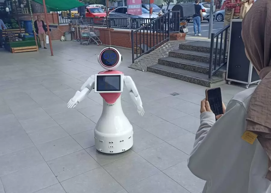 MİNİ ADA TK İLAÇ TANITIM ETKİNLİĞİNDE