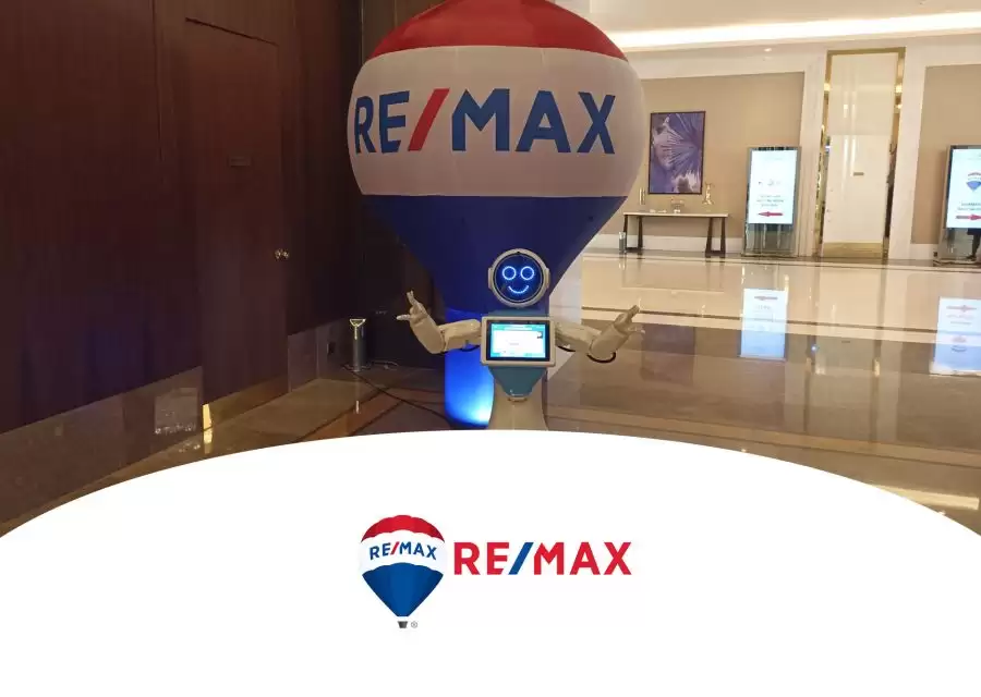 Mini Ada Remax Türkiye Eğitim Seminerinde