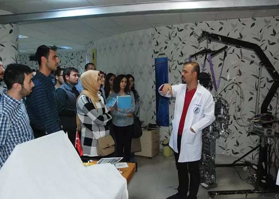 Dr Özgür AKINın danışmanlığında Karatay Üniversitesi öğrencilerinin yapmış olduğu rob