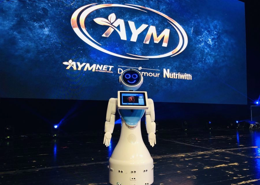 Mini Ada AYM Net 8 Kuruluş Yılı Galasında