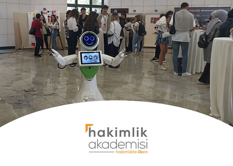 Mini Ada Robot Hakimlik Akademisinde