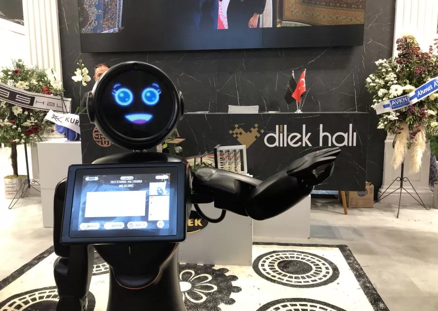 Mini Ada İstanbul Fuar Merkezi CFE 2023 Carpet and Flooring Dilek Halı Standında