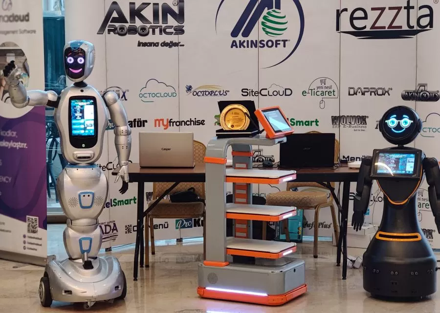 AKINROBOTICS 7 Akdeniz Bilişim Zirvesinde