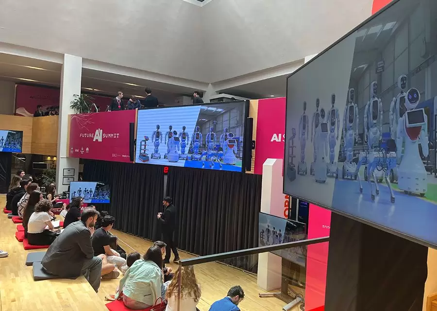 AKINROBOTICS Bau Future Kampüste Düzenlenen Future AI Submit 2024 Etkinliğinde