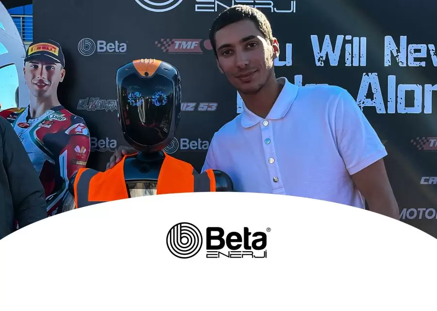 Ada7 World Superbike Dünya Şampiyonu Toprak RAZGATLIOĞLUnun Şampiyonluk Kutlamasında