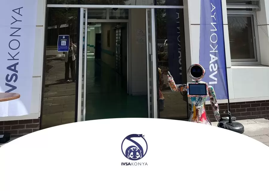 Mini Ada Selçuk Üniversitesi Veteriner Klinik Bilimleri Kolokyumunda