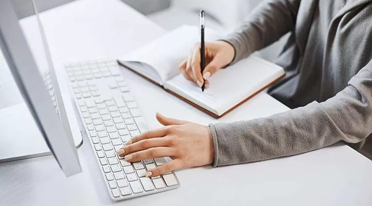 Arama Motoru Listelemeleri İçin Özgün İçerik Oluşturma AKINSOFT-ETICARET-BLOG