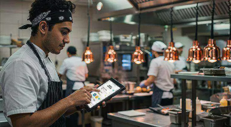 Restoranlar İçin Yemek Sipariş Programlarının Avantajları